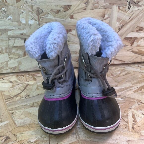 Sorel Kids' Yoot Pac Waterproof Snow Boot size 8 - Picture 4 of 6